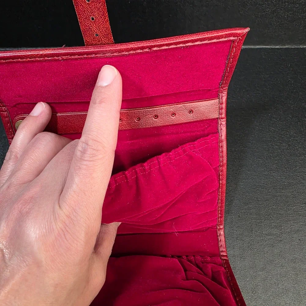 Bank of America Jewelry Travel Case Tri-Fold Red Faux Leather Velvet‎ Organizer